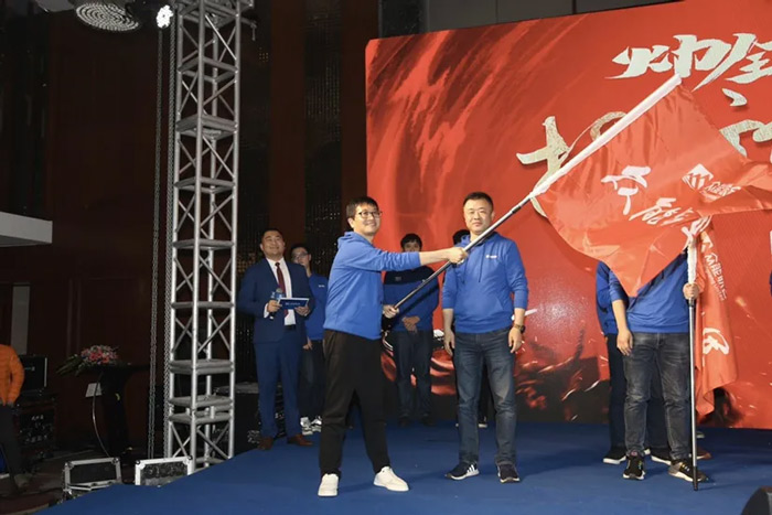 AG线上平台（集团）官方网站
“火力全开·赢战2021”业务启动大会在南京隆重召开-6.jpg